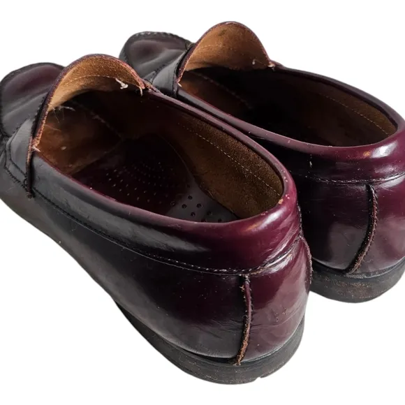 G.H. Bass 9 EE Brown Leather Penny Loafer Style 2005 Cognac Brown