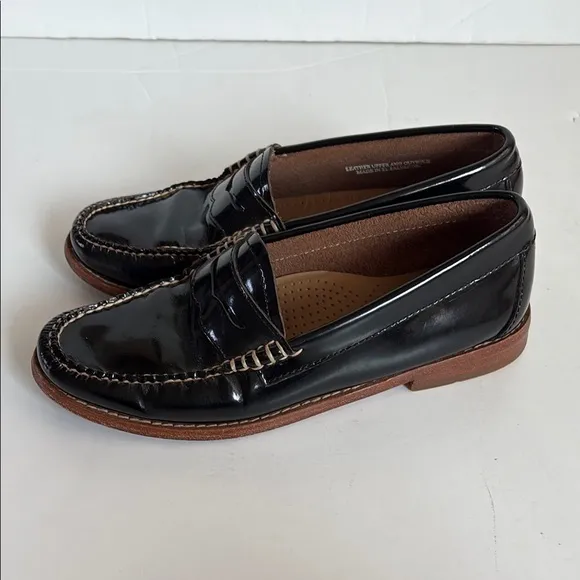G.H. Bass &amp; Co. Weejuns black patent leather loafers flats slip on shoes