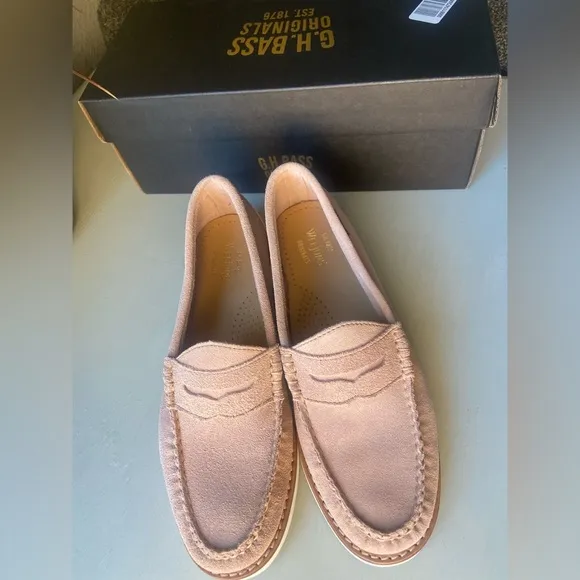 G.H. Bass &amp; Co. WHITNEY SUEDE EVA LOAFER