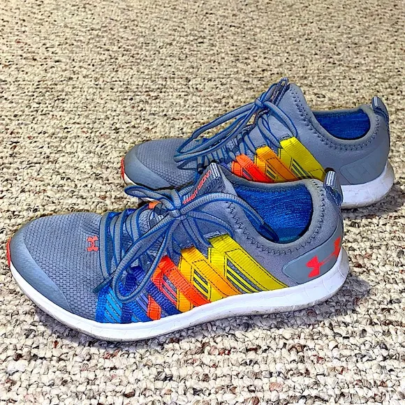 Girls Under Armour Rainbow Tennis Shoes Size 4