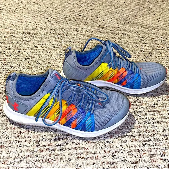 Girls Under Armour Rainbow Tennis Shoes Size 4