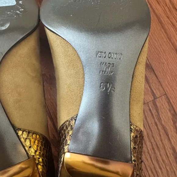 Gold Snakeskin Women's Shoes Italian Size 6,5