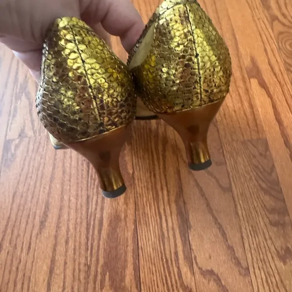 Gold Snakeskin Women's Shoes Italian Size 6,5