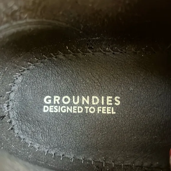 Groundies Milano soft barefoot lace up shoes for women Sz 10.