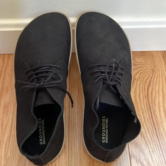 Groundies Milano soft barefoot lace up shoes for women Sz 10.
