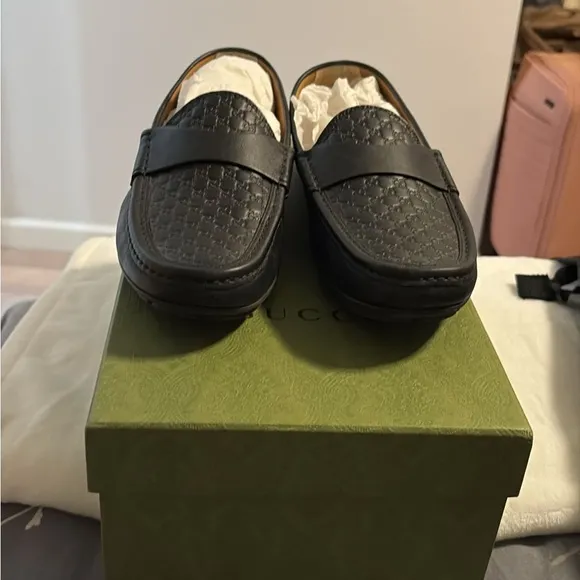 Gucci Microguccissima Leather Driver in excellent condition size 8