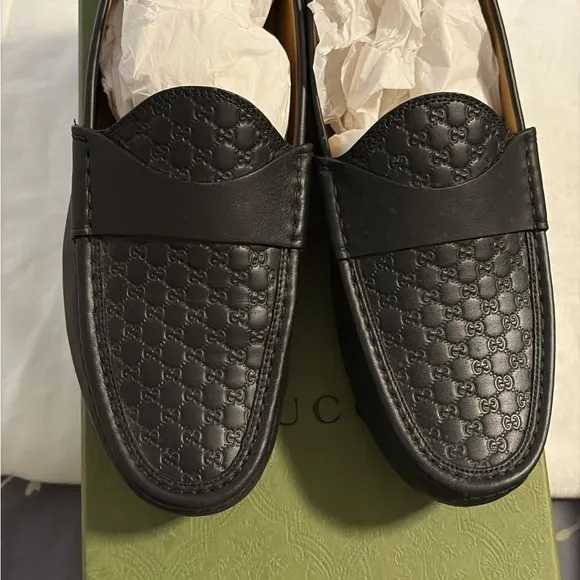 Gucci Microguccissima Leather Driver in excellent condition size 8