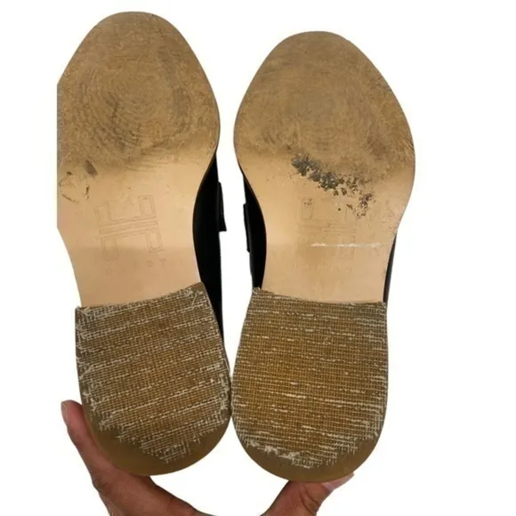 HARDY black leather LOAFERS with a snake skin pattern and almond shape toe.