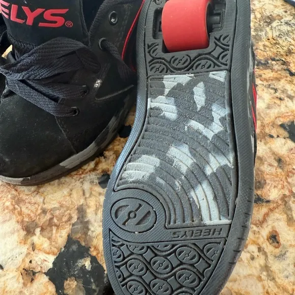 Heelys Black and Red Kids Shoes