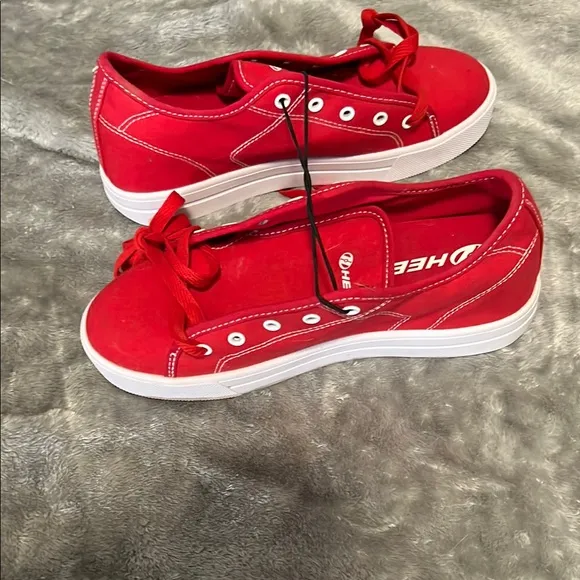 Heelys men’s Red Skate Shoes