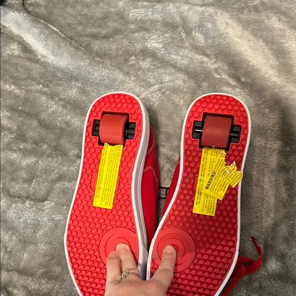 Heelys men’s Red Skate Shoes