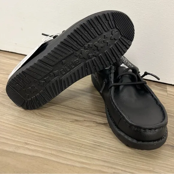 Hey Dude Wally Youth Mono Leather Black Slip On Comfort Shoes Kids Size YT2 NWT