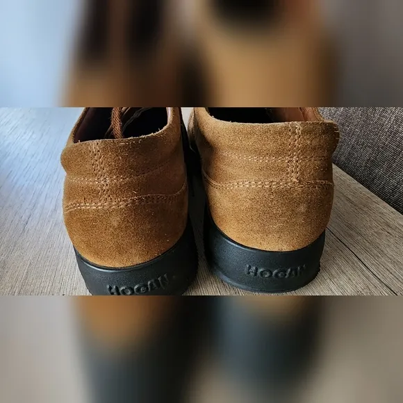 Hogan Italian size 40 Unisex Men's Size 7‎ Women's Size 9.5 Brown Suede Shoes