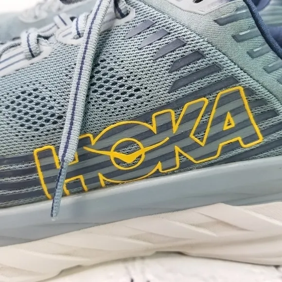 Hoka Bondi 6 majolica blue running shoes