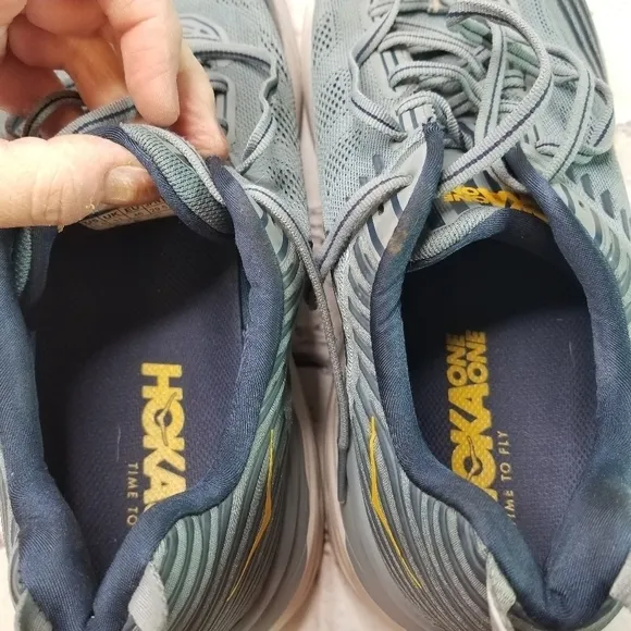 Hoka Bondi 6 majolica blue running shoes