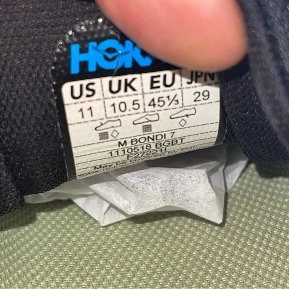Hoka  Bondi 7 One One Men Shoes Size 11