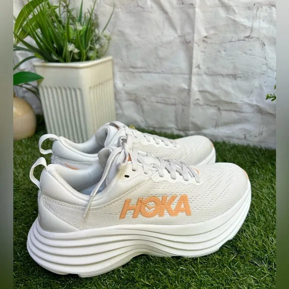 HOKA Bondi 8 sneakers women size 9.5 White/ Cantaloupe New Season New w/box