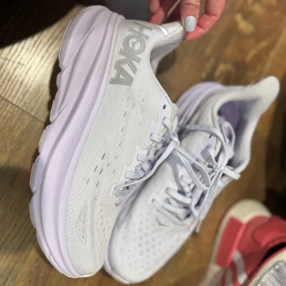 HOKA Clifton 9 Women's  Running Shoes