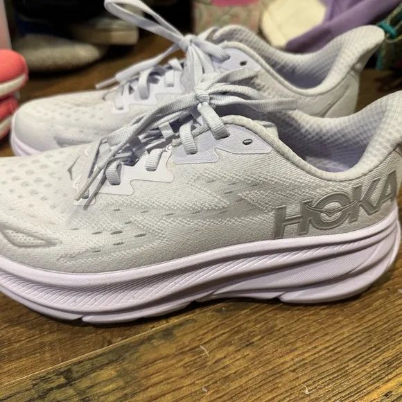 HOKA Clifton 9 Women's  Running Shoes