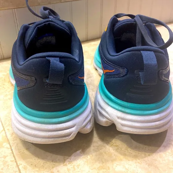 Hoka One One Bondi 8, Size W 7.5. Pristine condition