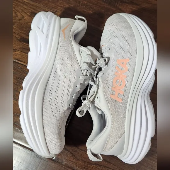 Hoka One One Bondi 8 Women's Harbor Mist, Lunar Rock 1127952 HMLR. Size 11 D. Li