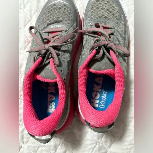 HOKA One One Clifton 2 Women's Gray and Pink Running Shoes