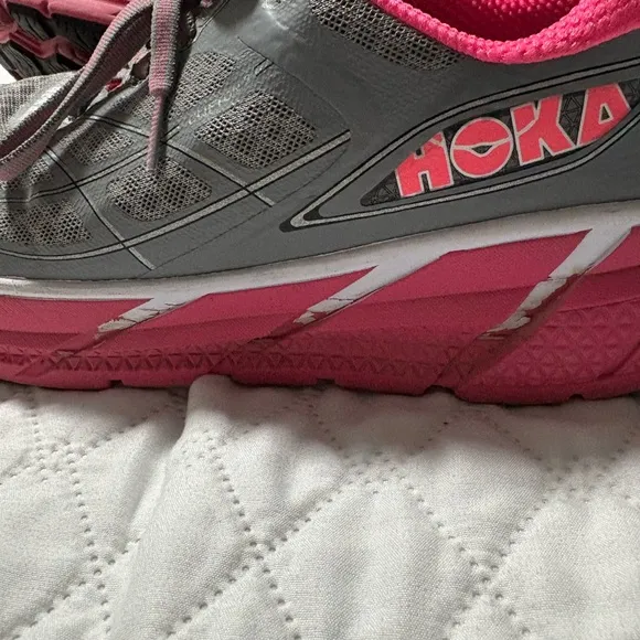 HOKA One One Clifton 2 Women's Gray and Pink Running Shoes
