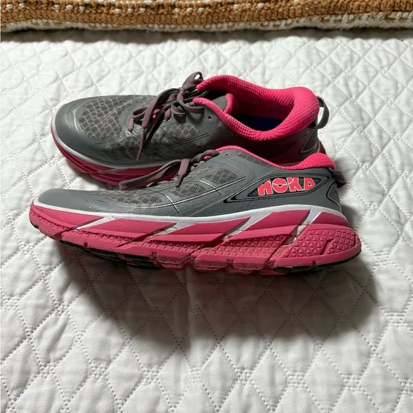 HOKA One One Clifton 2 Women's Gray and Pink Running Shoes