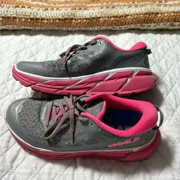 HOKA One One Clifton 2 Women's Gray and Pink Running Shoes