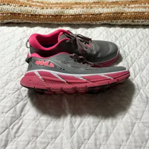 HOKA One One Clifton 2 Women's Gray and Pink Running Shoes