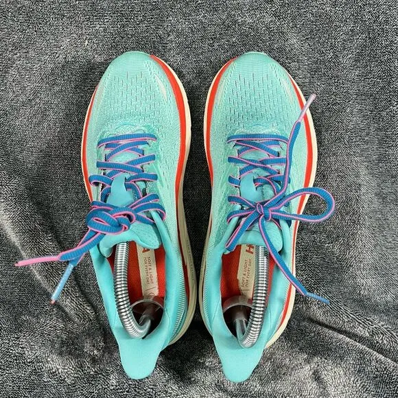 Hoka One One Clifton 8 Aquarelle Women size 6.5B