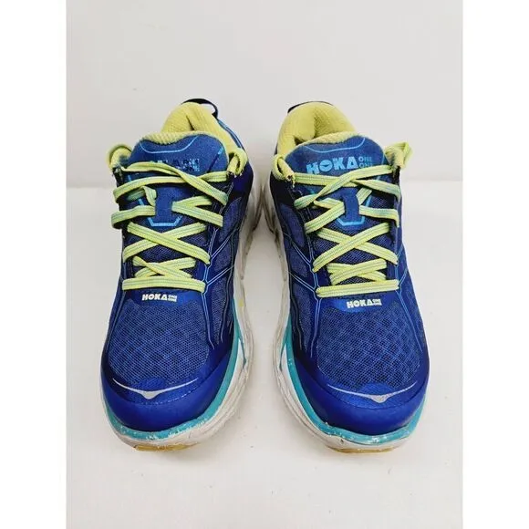 Hoka Women 7.5 Comfy Shoe