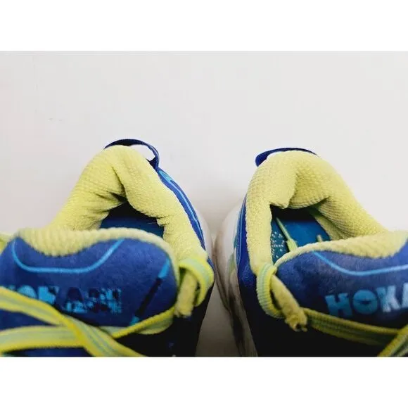Hoka Women 7.5 Comfy Shoe