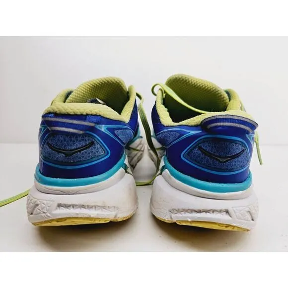 Hoka Women 7.5 Comfy Shoe