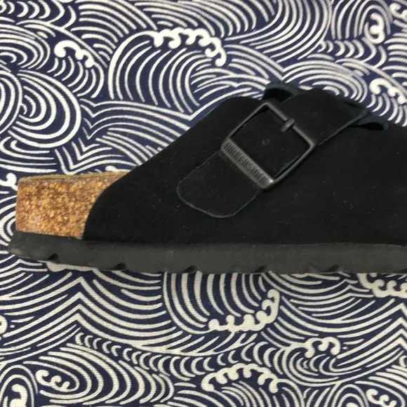 🎉HOT NWT Women's Black Suede Birkenstock Boston Shoes - Narrow Fit
