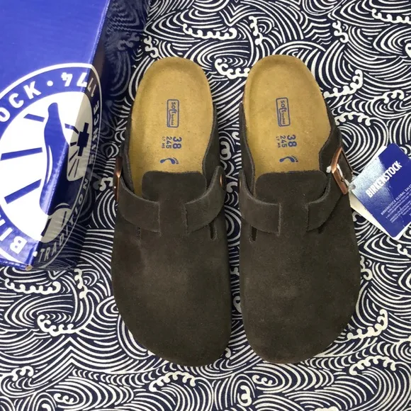 🎉HOT NWT Women's Mocha Suede Birkenstock Boston Shoes - Narrow Fit