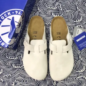 🎉HOT NWT Women's White Suede Birkenstock Boston Shoes - Narrow Fit