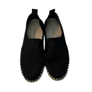 Ilse Jacobsen Womens Perforated Black Slip-On Shoes Size 38 Rubber Sole