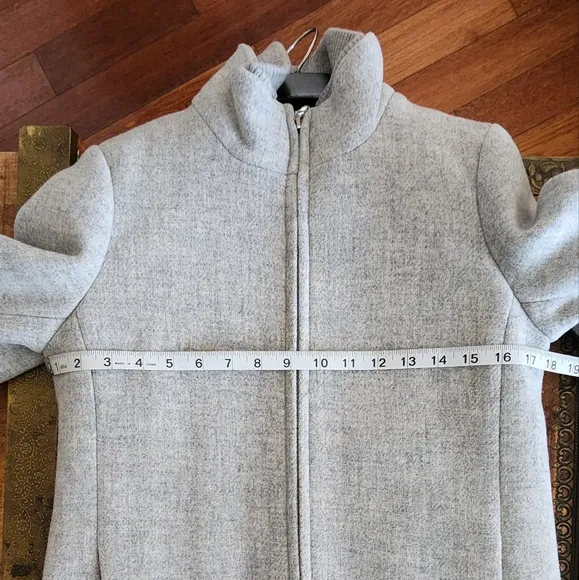 J. CREW Lodge Coat in Italian Stadium-cloth Wool Size 4 Petite