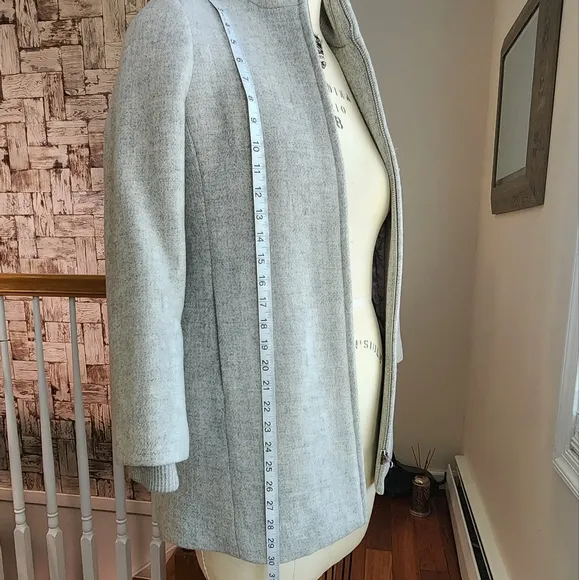 J. CREW Lodge Coat in Italian Stadium-cloth Wool Size 4 Petite
