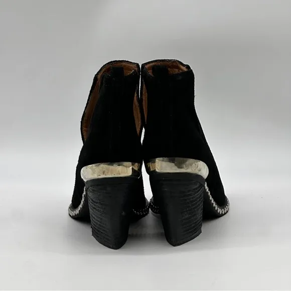 Jeffrey Campbell Optimum Suede Ankle Shoes. Size 8.5