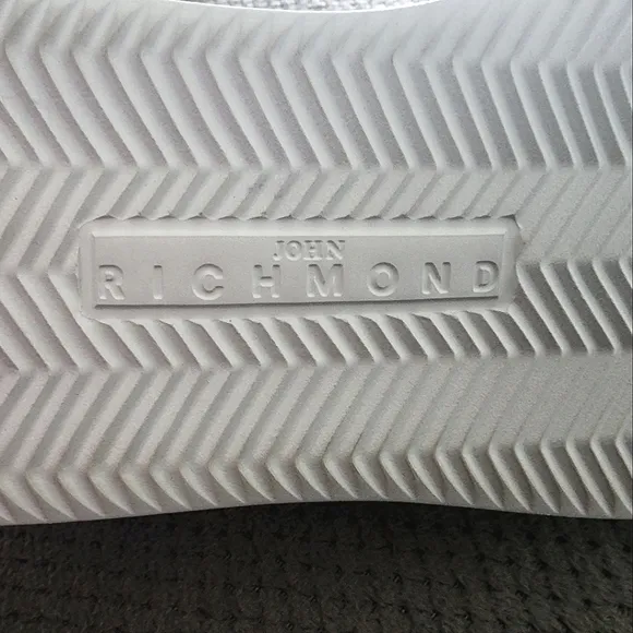 JOHN RICHMOND – Sneaker, white/pink, silver/black shimmer, size 9.5/40