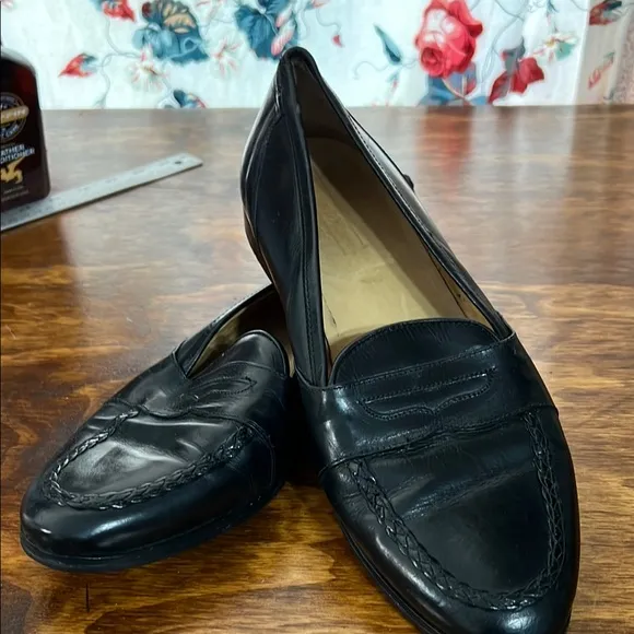 Johnston &amp; Murphy Black Leather Loafers with Penny Strap