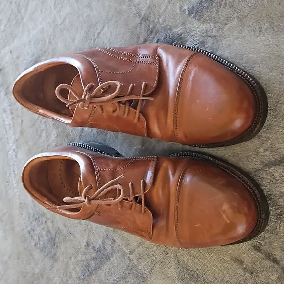 Johnston &amp; Murphy Dress Shoes Mens Size 10 1/2 Oxford Lace Up Brown Soft Leather