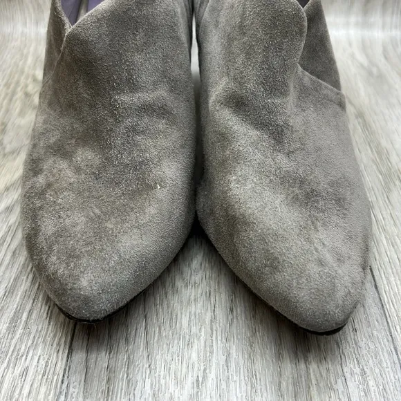 Johnston &amp; Murphy Isabel Suede Booties