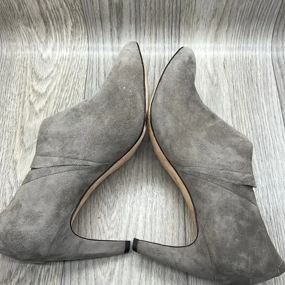Johnston &amp; Murphy Isabel Suede Booties