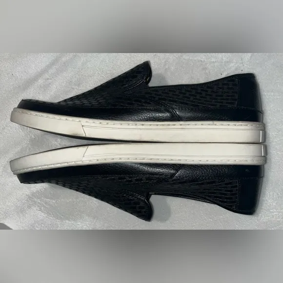 Johnston &amp; Murphy Tyler Laser Weave Men’s Slip-On Black Shoe Size 8M