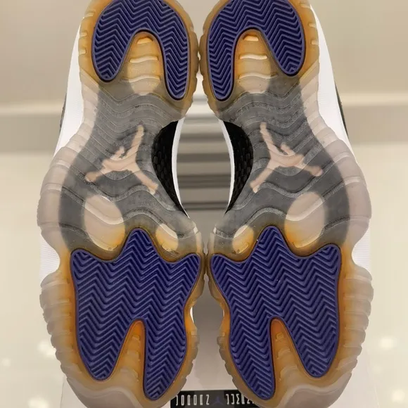 Jordan 11 Concord 2011