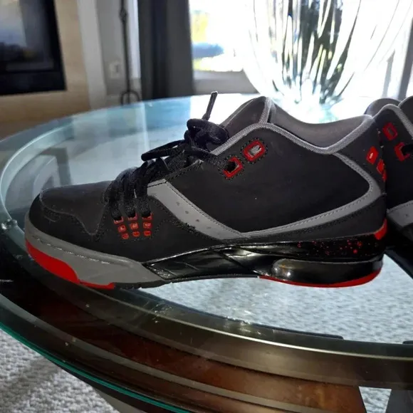 Jordan Retro Youth 6.5Y Shoes