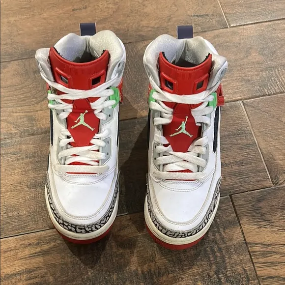 Jordan Spizike Poison Green Wolf Grey Fire Colorway 7 Y